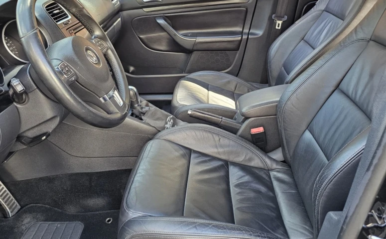 VW Jetta Variant 2.5 Gasolina 2012 Automático Tiptronic com Park Assist – Osasco/SP