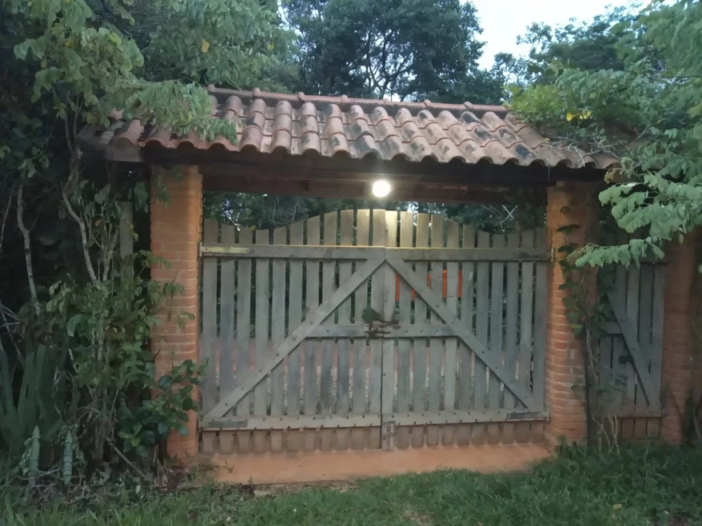 Chácara à Venda em Ibiúna SP com 2 Suítes e Terreno de 1.100 m² no Campo Verde