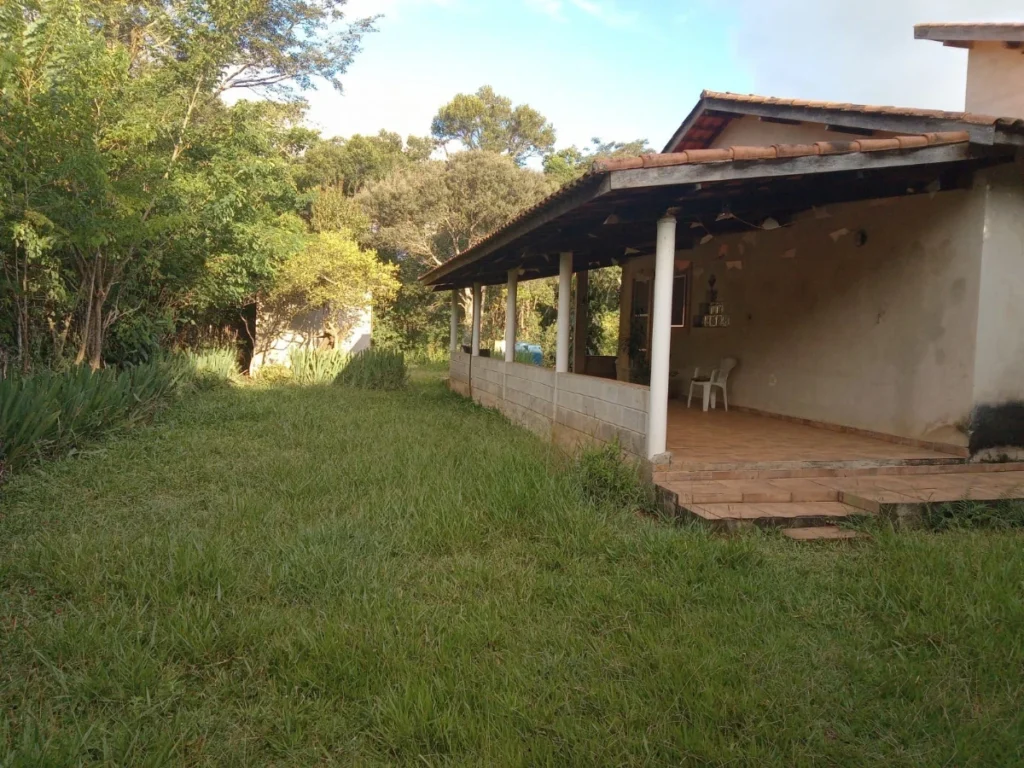Chácara à Venda em Ibiúna SP com 2 Suítes e Terreno de 1.100 m² no Campo Verde