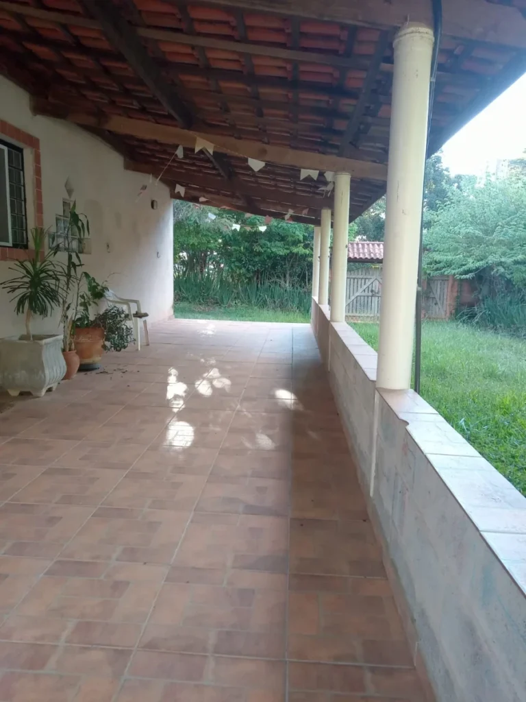 Chácara à Venda em Ibiúna SP com 2 Suítes e Terreno de 1.100 m² no Campo Verde