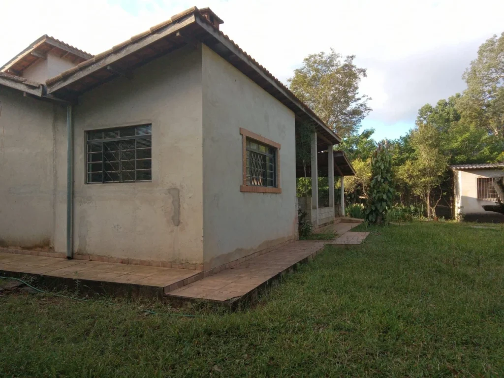 Chácara à Venda em Ibiúna SP com 2 Suítes e Terreno de 1.100 m² no Campo Verde