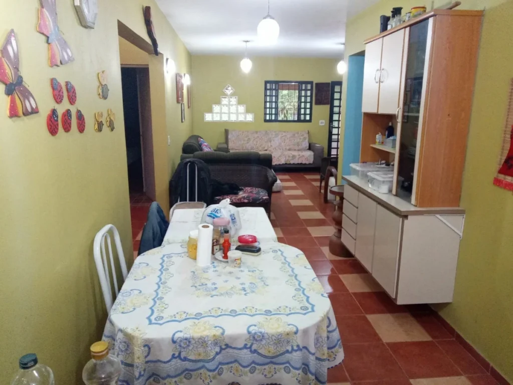 Chácara à Venda em Ibiúna SP com 2 Suítes e Terreno de 1.100 m² no Campo Verde