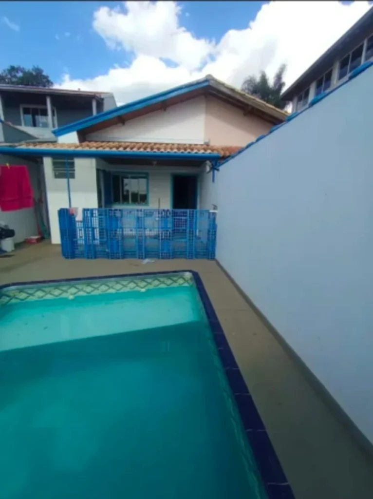 Casa com Piscina à Venda no Paiol Pequeno, Ibiúna/SP – 2 Dormitórios e 236 m²