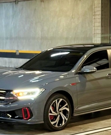 Volkswagen Jetta GLI 2.0 350 TSI 2022 Automático DSG – 36.000 km – Turbo, Teto Solar, Bancos em Couro